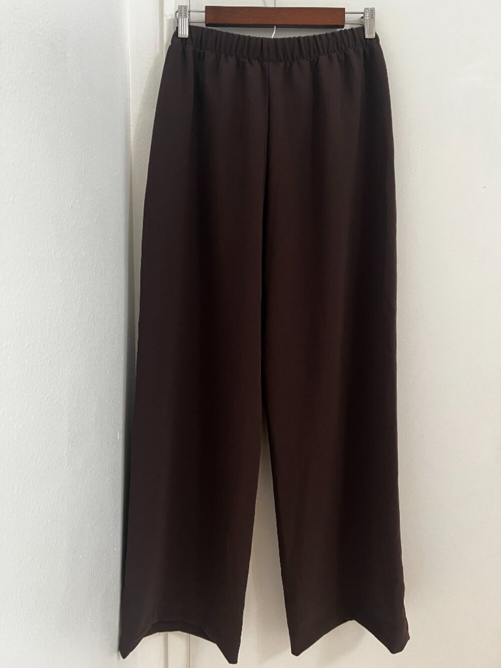 Aritzia Wilfred The Lodge Pants- Crepette- Rich Mocha Brown - Size Medium - Picture 5 of 7
